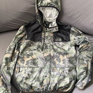 North face windbreaker jacket